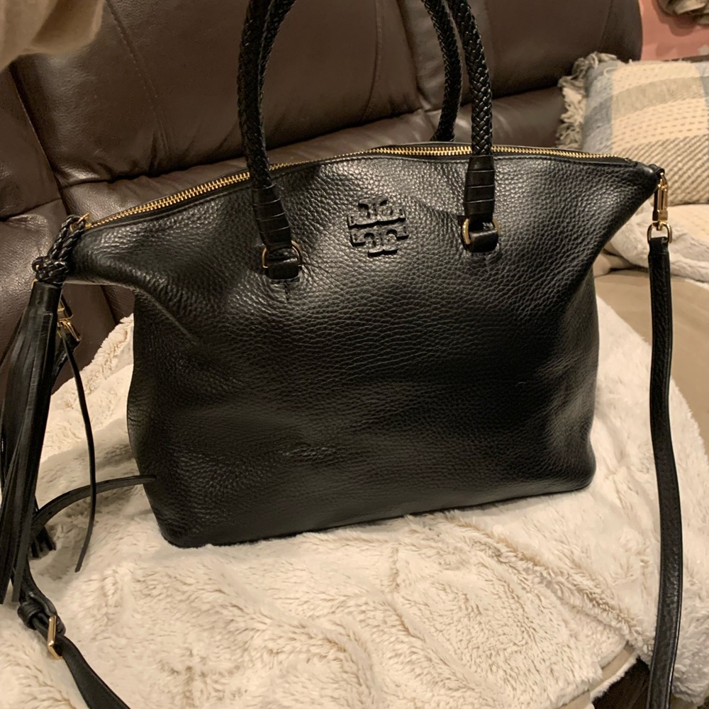 Tory Burch Authentic black leather pocketbook
